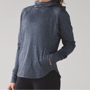 Lululemon Pick Up The Pace Long Sleeve hoodie size 6